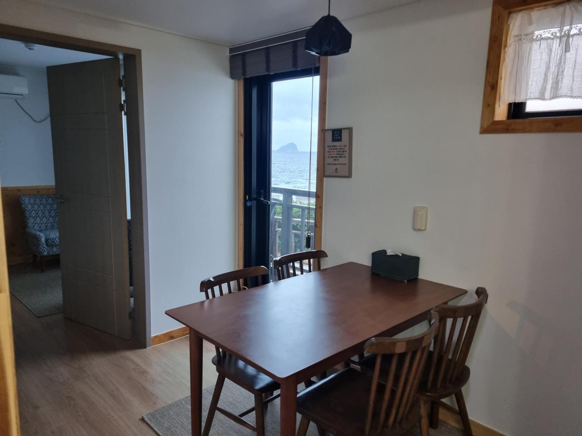 Jeju Amoje Villa Seogwipo Eksteriør bilde