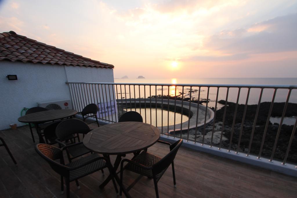 Jeju Amoje Villa Seogwipo Eksteriør bilde